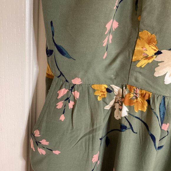 Old Navy Cami Women's Green Floral Dress Size XXL Adjustable Straps Smocking - Picture 5 of 10